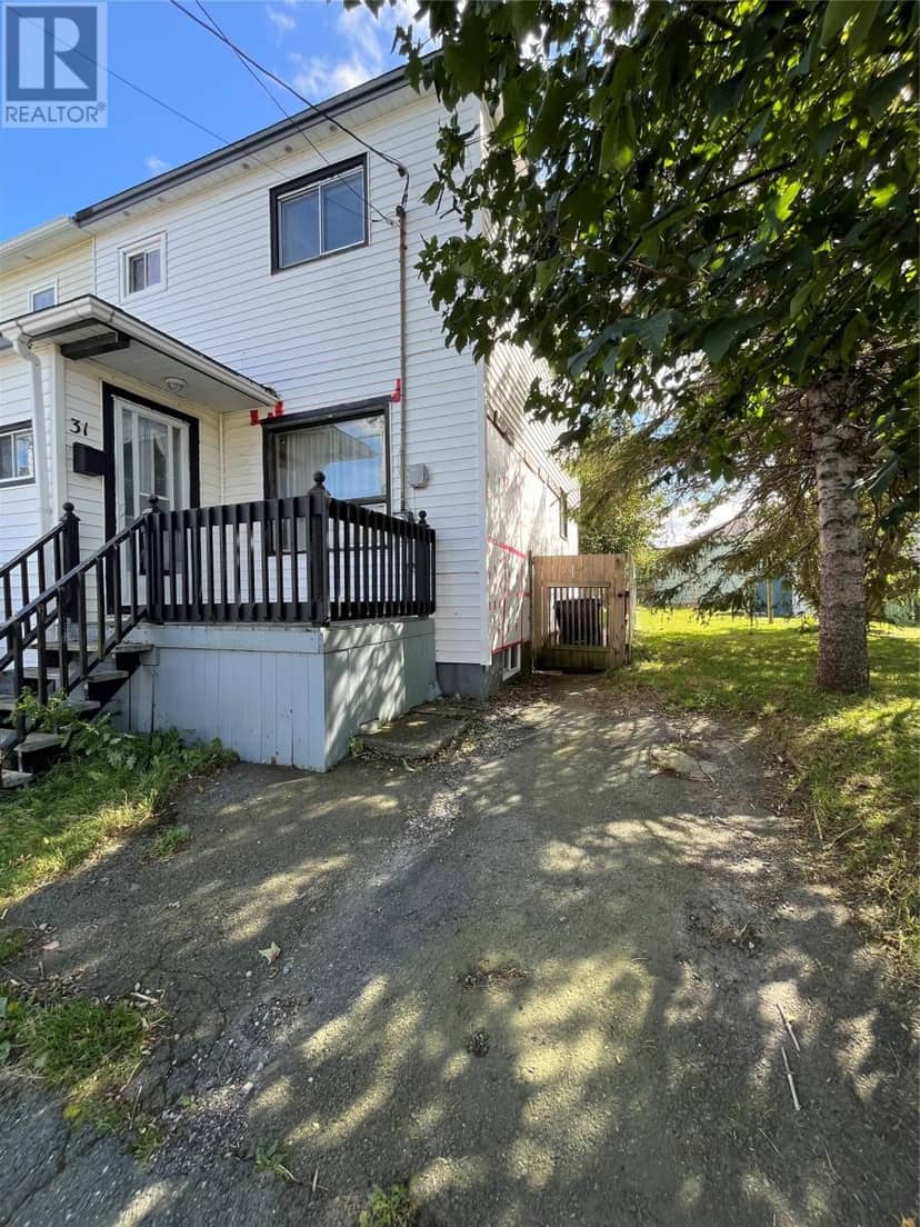 31 Liverpool Avenue — photo 1 of 7