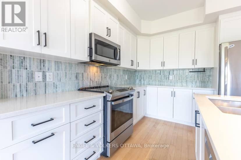33 McPhail Road — photo 11 of 34