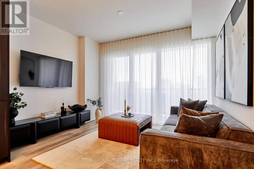 2501 - 771 Yonge Street — photo 11 of 34