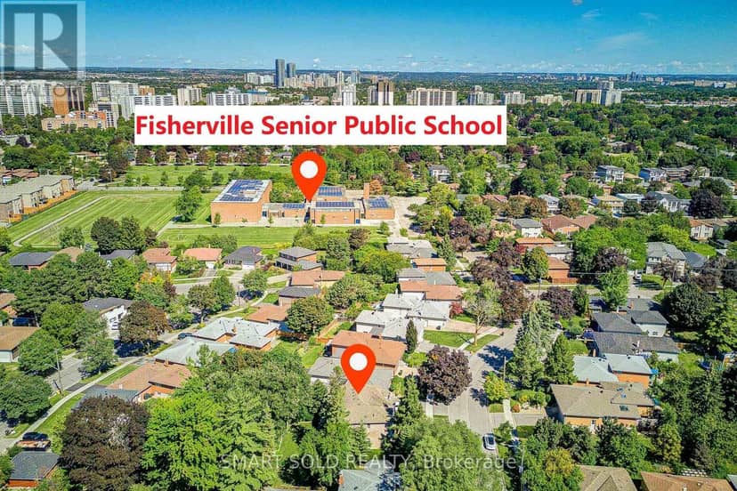 6 Brill Crescent, Toronto, photo 3