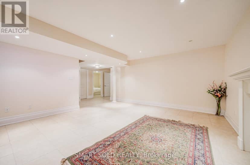 6 Brill Crescent — photo 37 of 40
