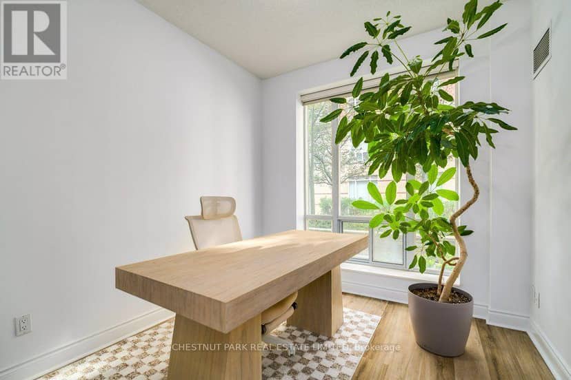 115 - 455 Rosewell Avenue — photo 11 of 27