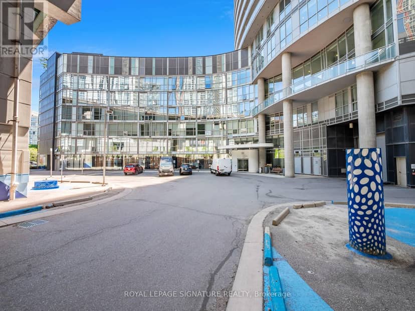1109 - 38 Dan Leckie Way — photo 38 of 40