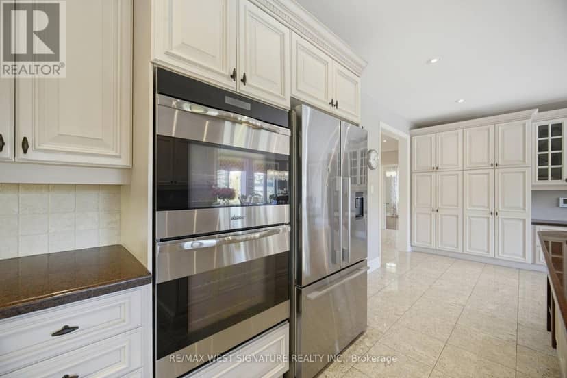 22 Di Nardo Court — photo 11 of 40