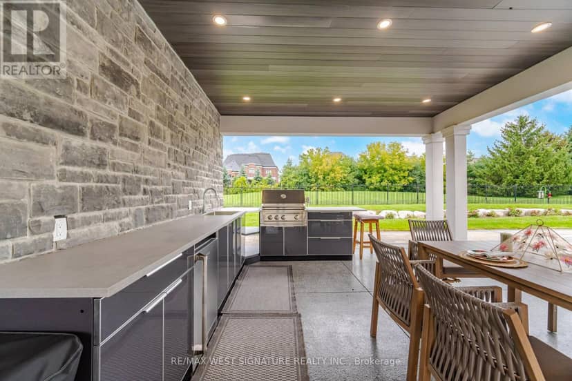 22 Di Nardo Court — photo 40 of 40