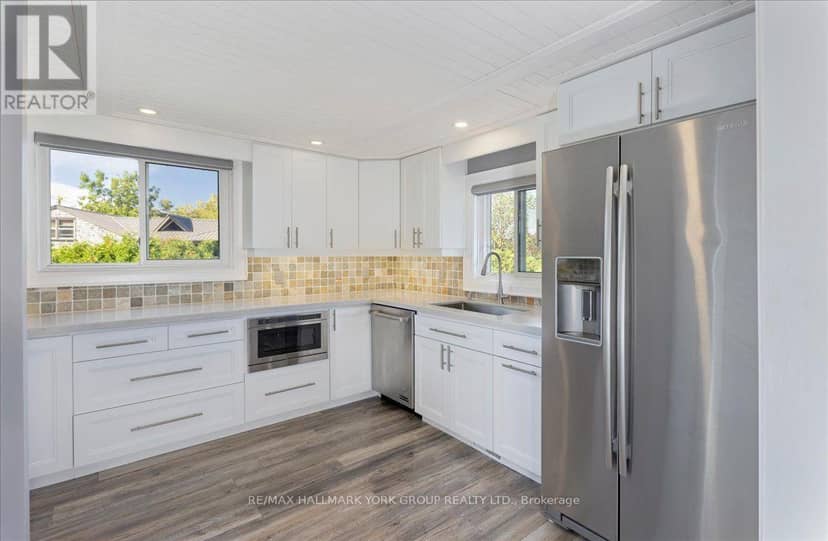 525 Lake Drive E — photo 16 of 40