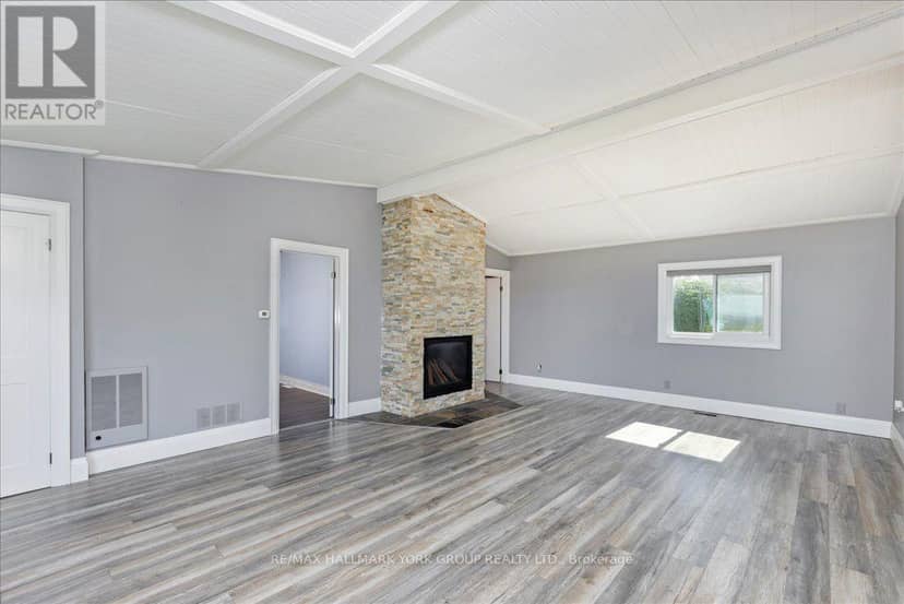 525 Lake Drive E — photo 21 of 40