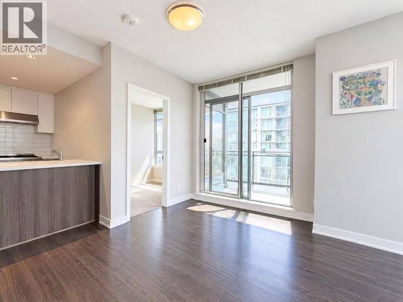 2506 4900 LENNOX LANE, Burnaby, photo 4