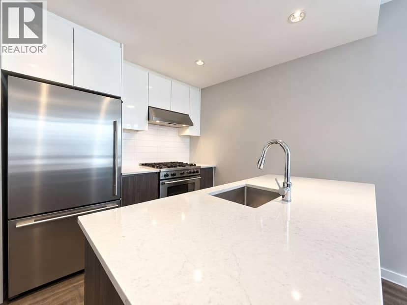 2506 4900 LENNOX LANE, Burnaby, photo 6