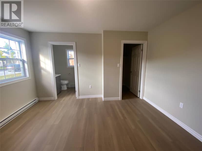 11 Green Drive — photo 14 of 19