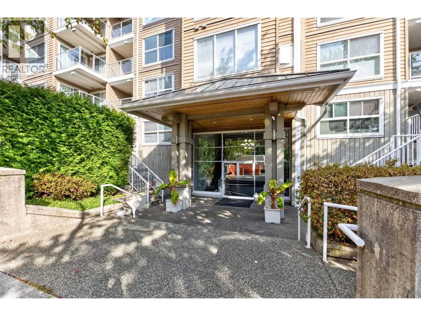 251 5880 DOVER CRESCENT, Richmond, photo 3