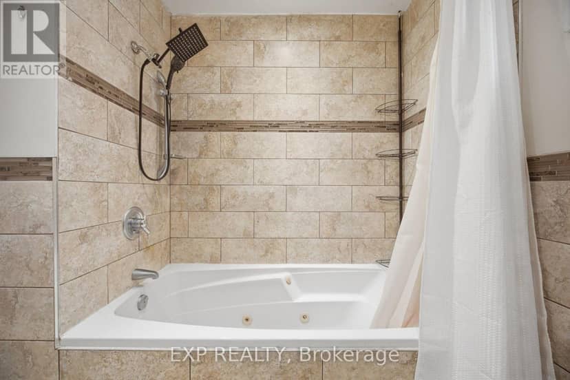 14 Royal Palm Drive — photo 28 of 33