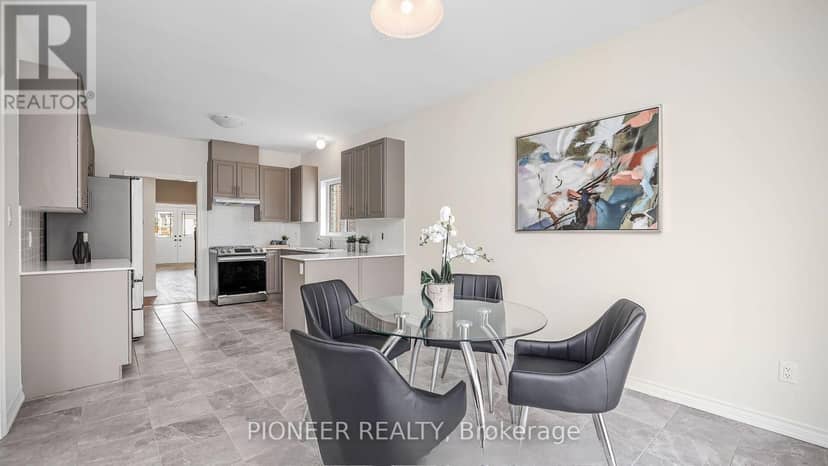 112 Palace Street — photo 13 of 40