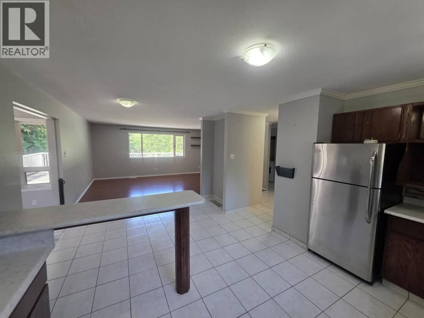 2421 KROYER STREET, Terrace, photo 3