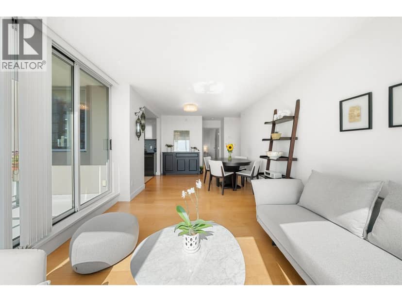 2002 1408 STRATHMORE MEWS, Vancouver, photo 6