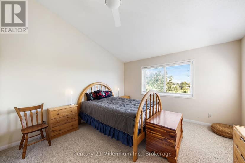 75 Green Briar Drive — photo 13 of 34