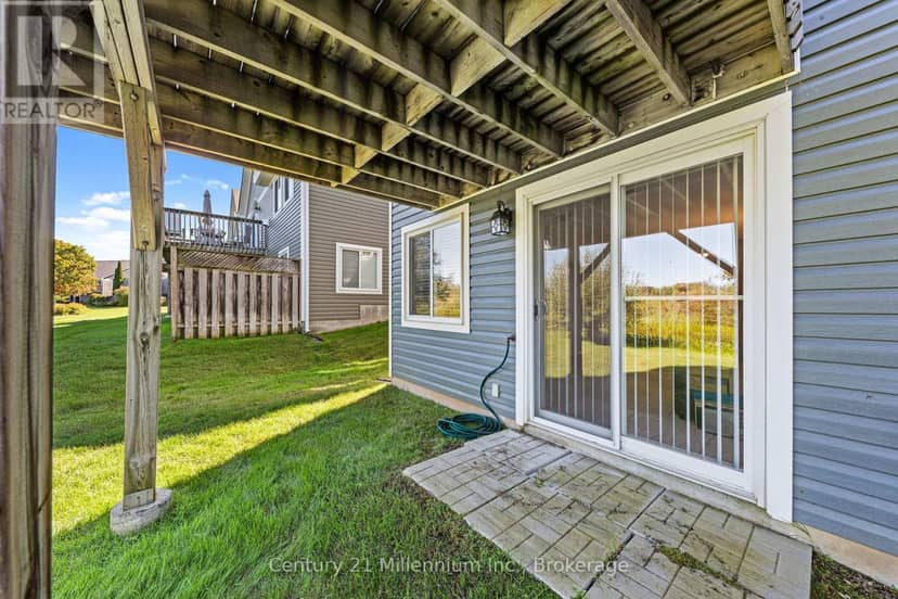 75 Green Briar Drive — photo 21 of 34