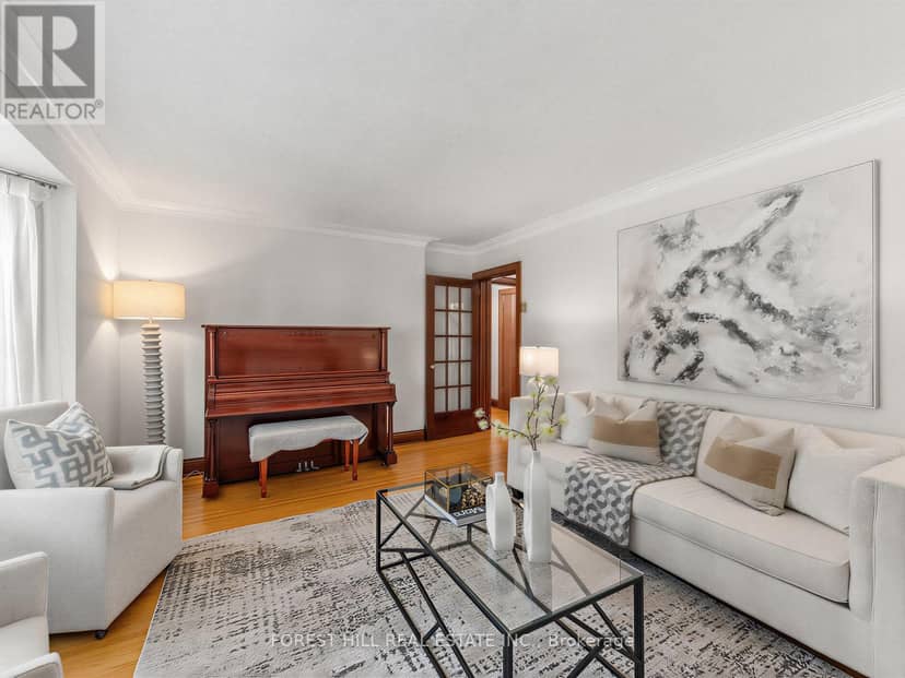 28 Castle Knock Road, Toronto, photo 4