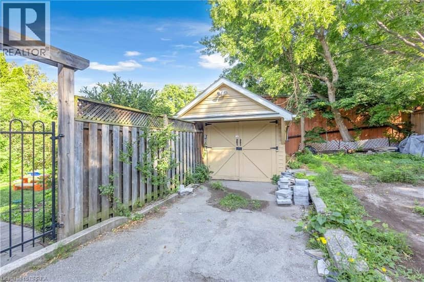 17 SCARFE Avenue — photo 29 of 40