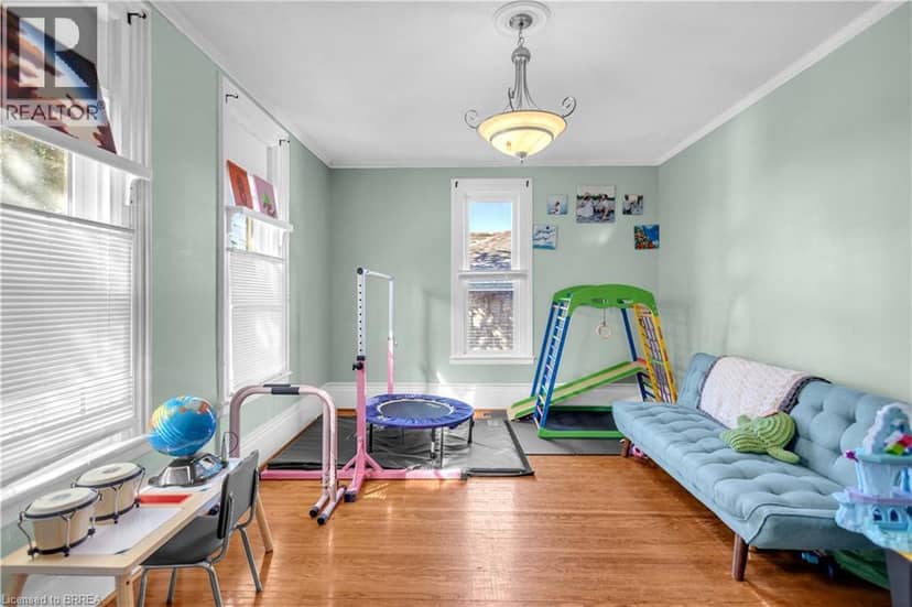 17 SCARFE Avenue, Brantford, photo 8