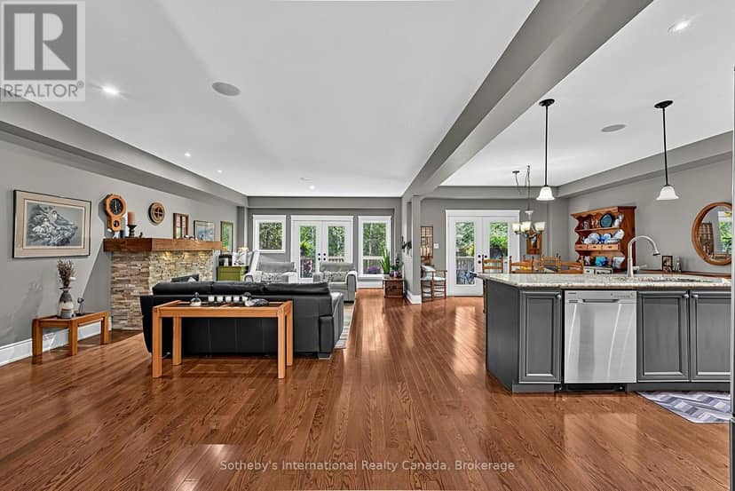 9 Meadowbrook Lane — photo 5 of 40