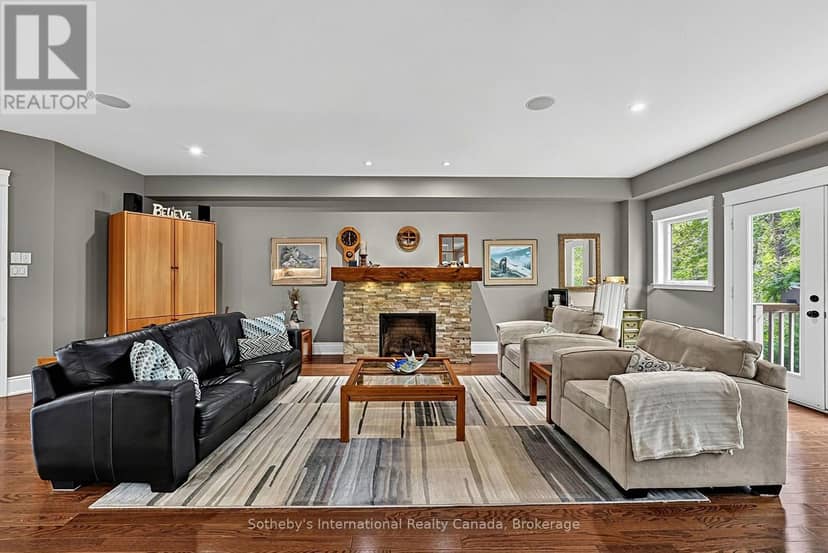 9 Meadowbrook Lane — photo 7 of 40