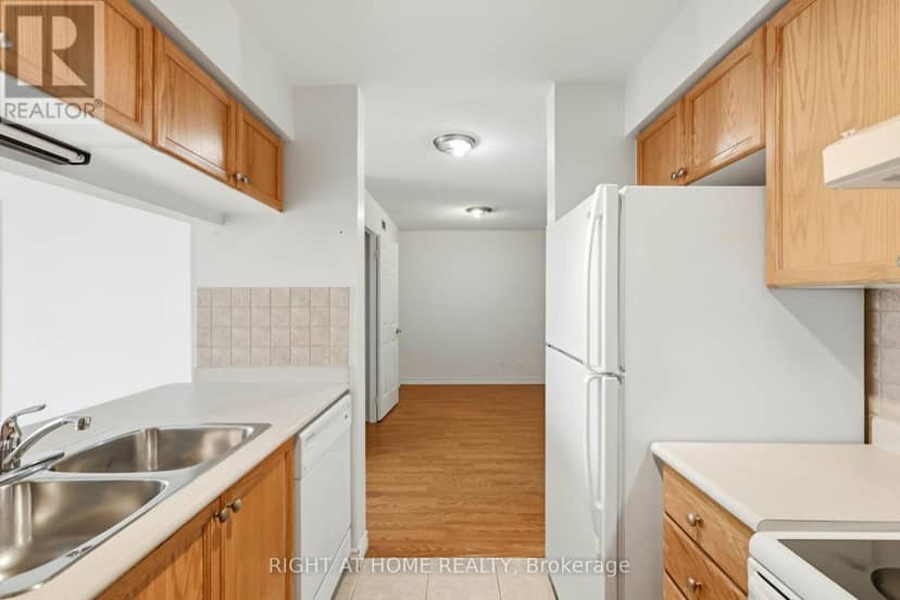 727 - 18 Mondeo Drive — photo 11 of 40