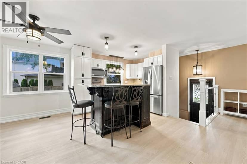 433 BELVENIA Road — photo 3 of 12