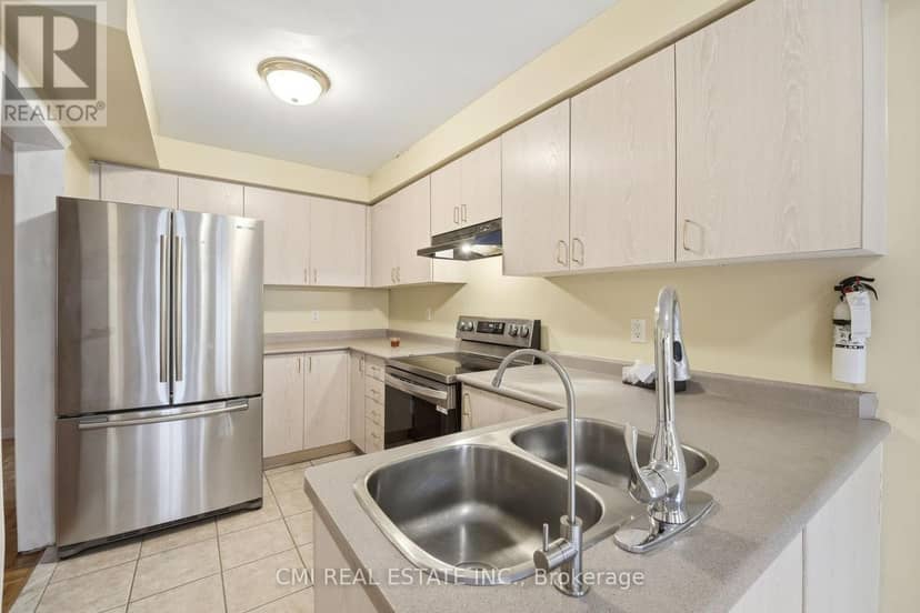 8555 Martin Grove Road — photo 10 of 40