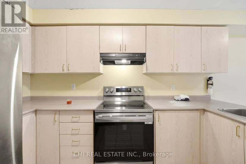 8555 Martin Grove Road — photo 13 of 40