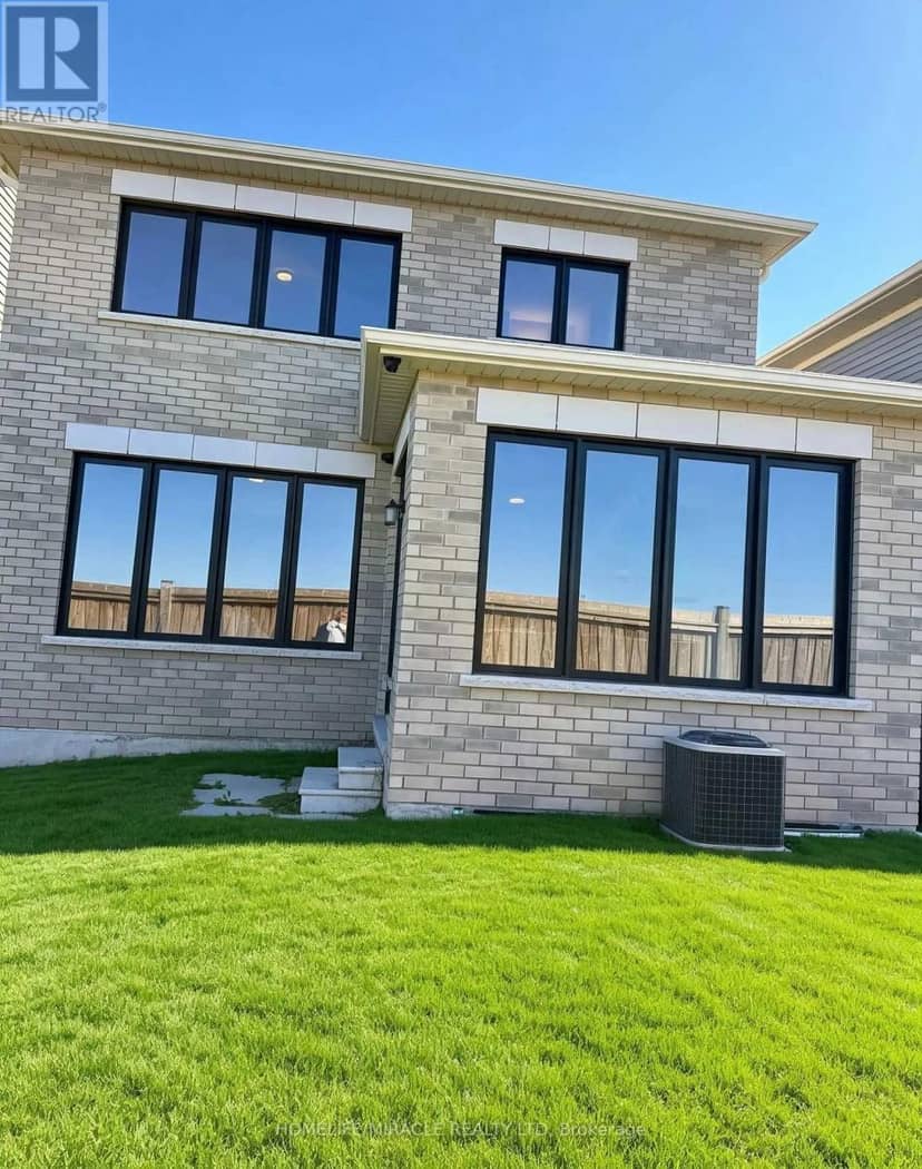 163 Fenchurch Manor — photo 36 of 36
