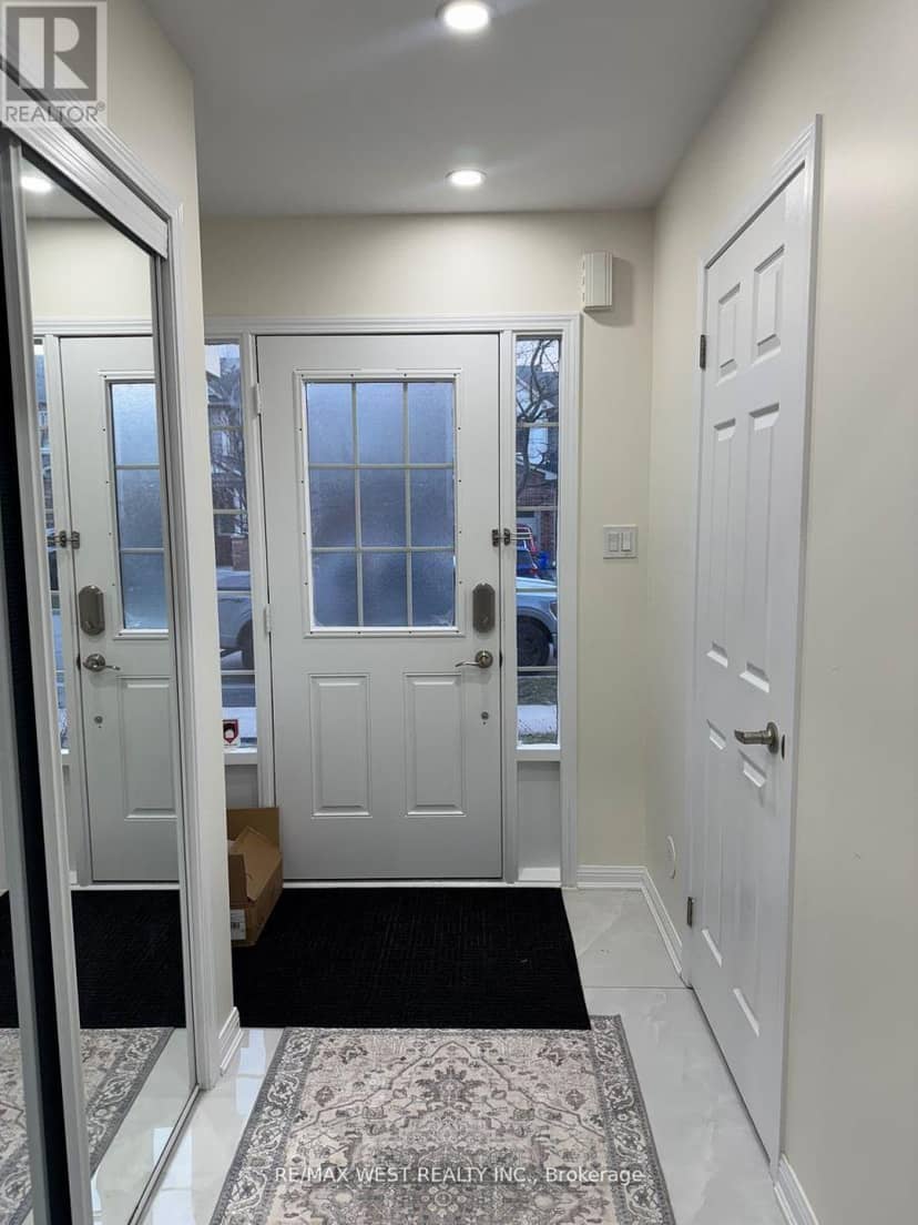 925 Burrows Gate, Milton, photo 3