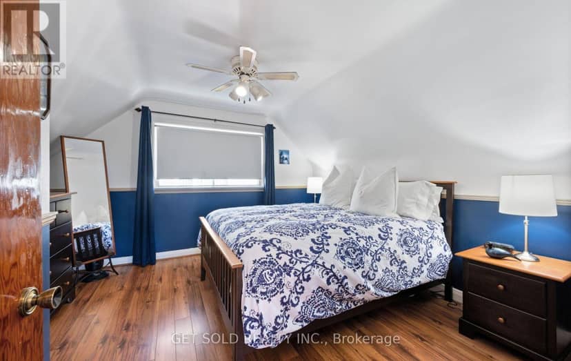 25 Allenby Avenue — photo 21 of 40