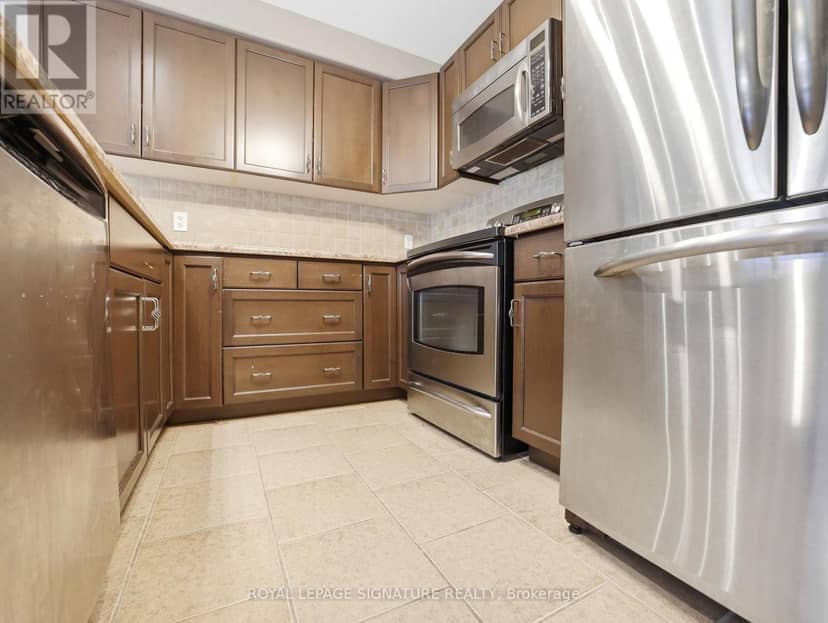 98 Willow Lane — photo 12 of 39