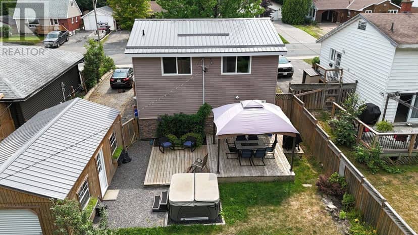 177 Axmith AVE, Elliot Lake, photo 4