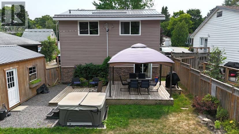 177 Axmith AVE, Elliot Lake, photo 5