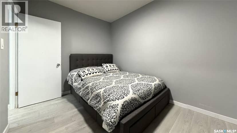5 Malta CRESCENT — photo 14 of 24