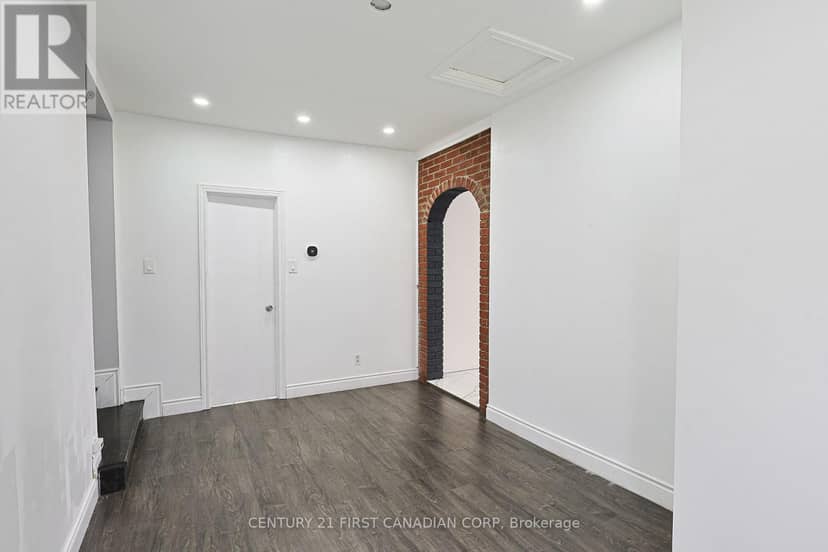 201 Emerson Avenue — photo 12 of 40