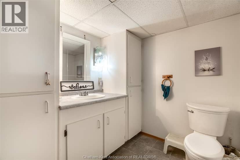 591 King STREET West — photo 26 of 37