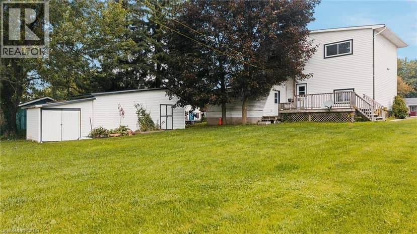 756 INKERMAN Street E — photo 33 of 39
