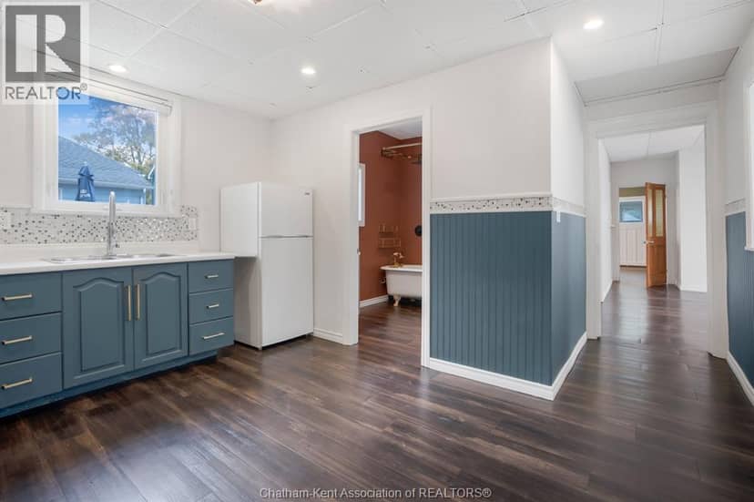 196 Raleigh STREET — photo 15 of 28