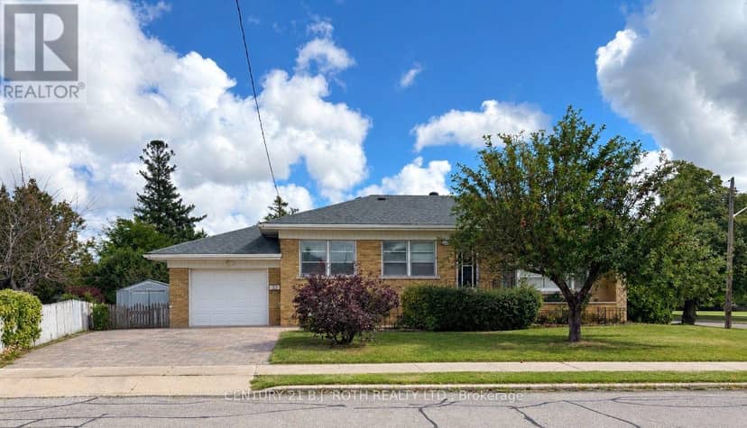 33 Lewiston Road, Toronto, photo 2