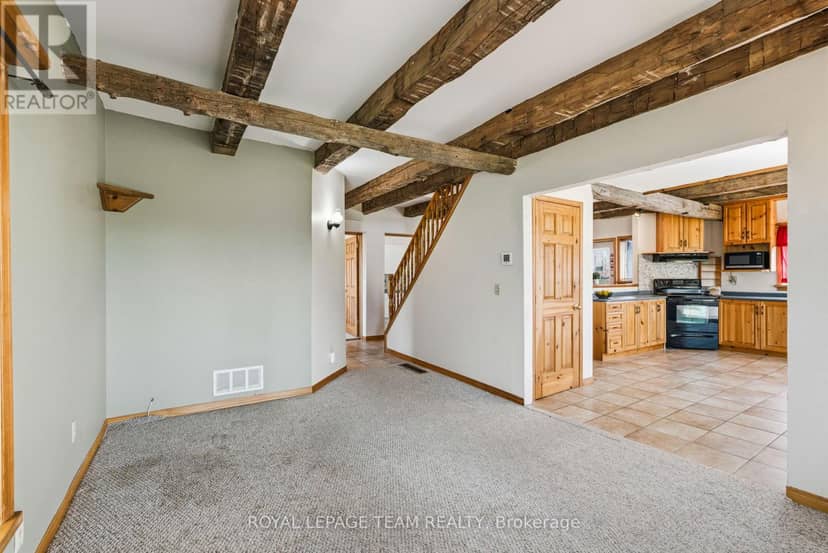 12106 Lakeshore Drive — photo 17 of 40