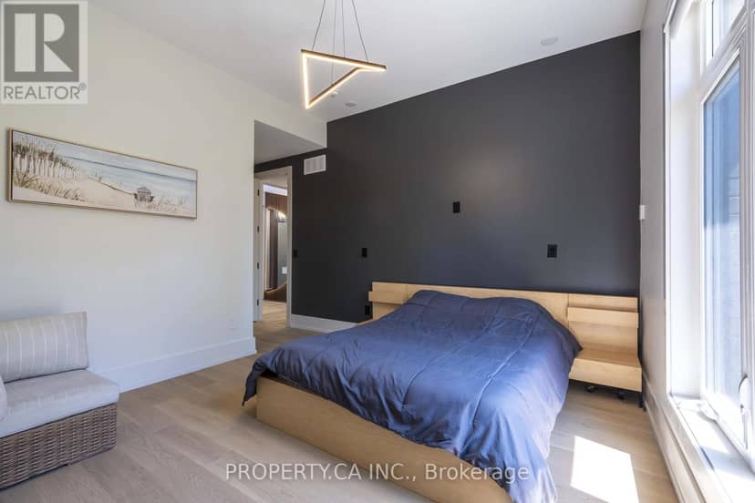 132 Cook's Bay Drive — photo 12 of 40