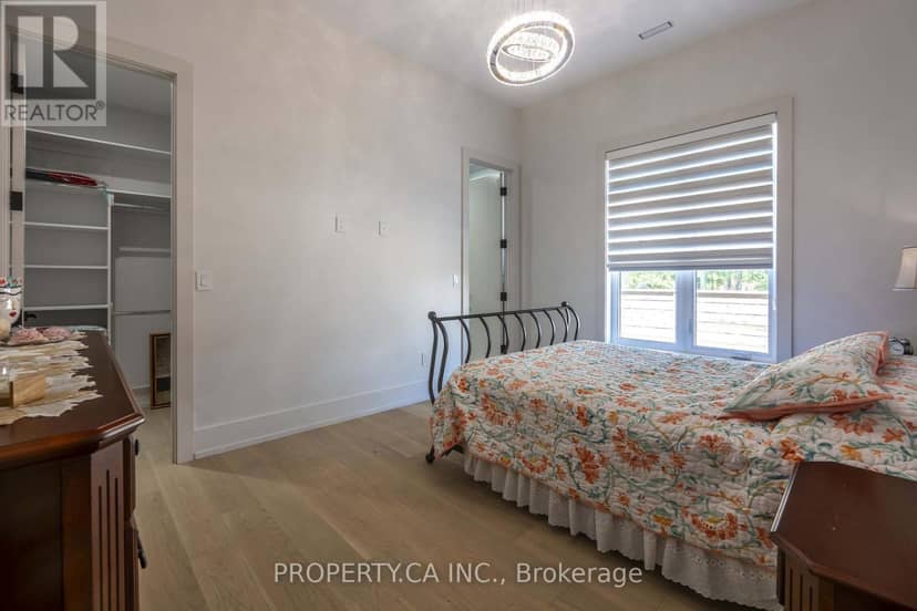 132 Cook's Bay Drive — photo 18 of 40