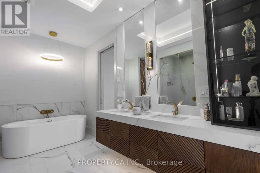 132 Cook's Bay Drive — photo 37 of 40