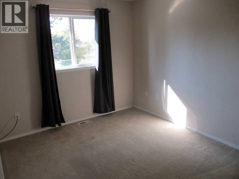 804 2nd Street NW — photo 18 of 32