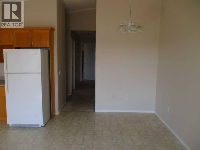 804 2nd Street NW — photo 17 of 32