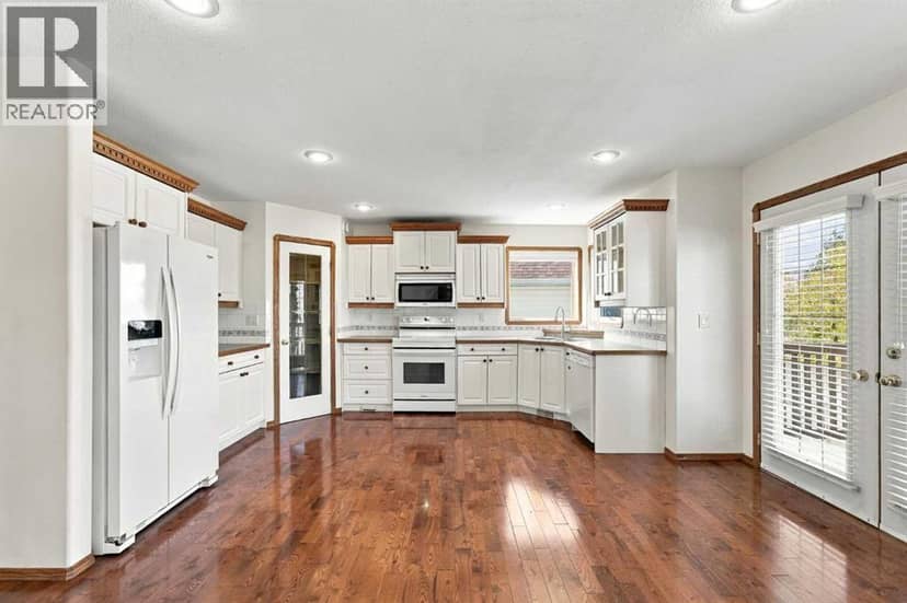 116 Reichley Street — photo 9 of 38