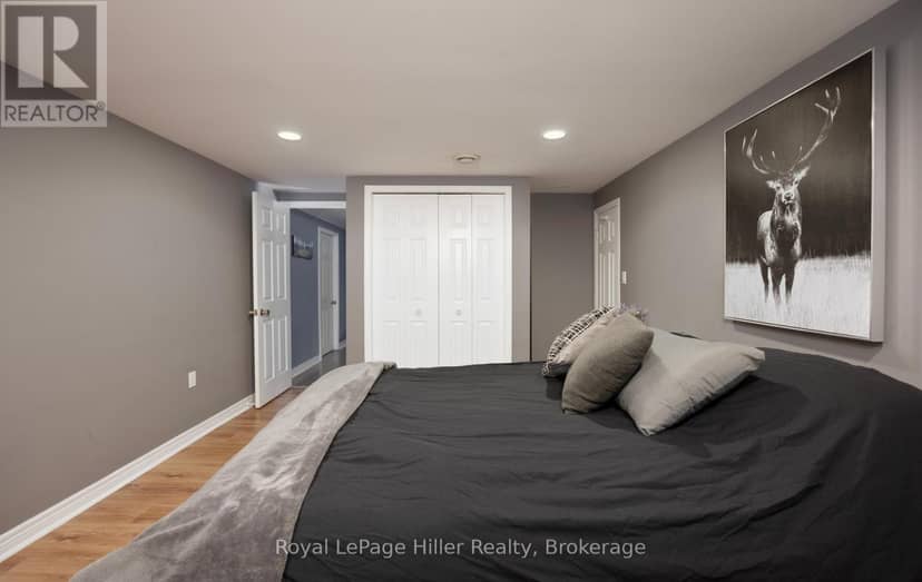 290 Hope Street — photo 25 of 40